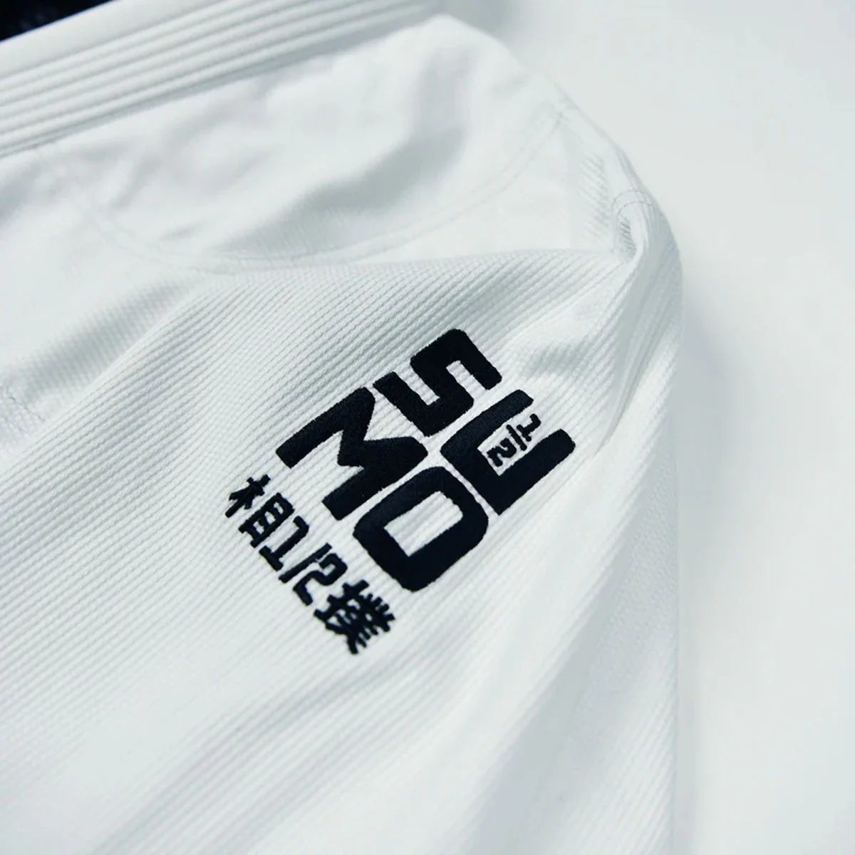 BJJ Gi Half Sumo Mamba IBJJF Blanco - Image 6