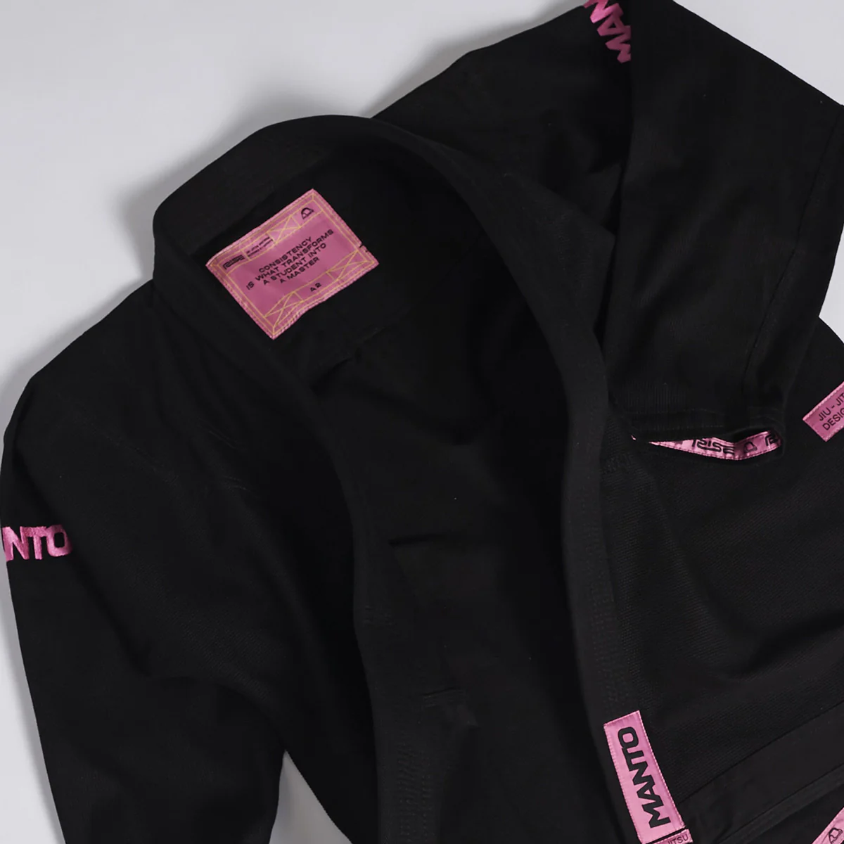 BJJ Gi Manto Rise 2.0 Negro-rosa - Image 10