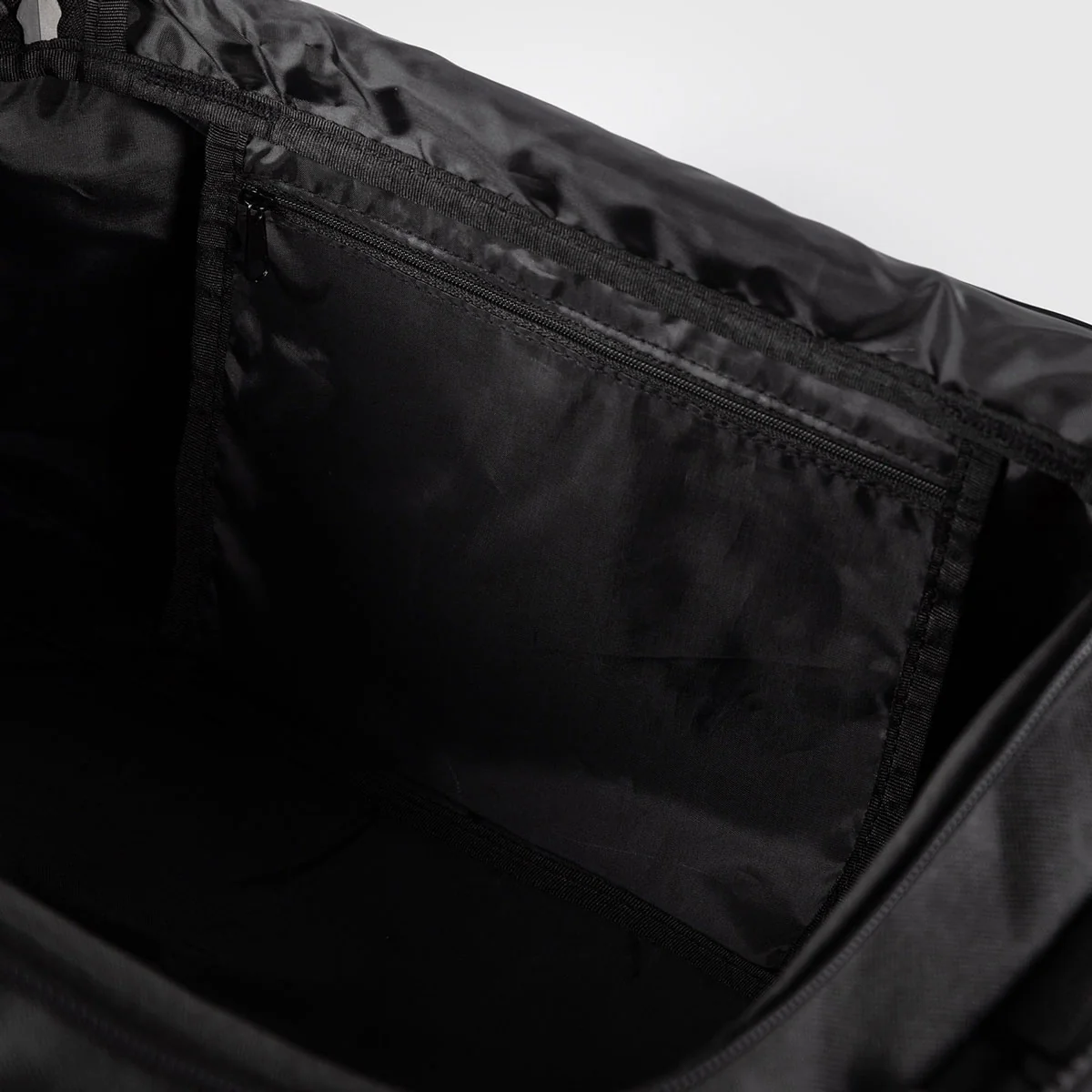 bolsa Venum Essential 37 Lt Negro  - Image 6