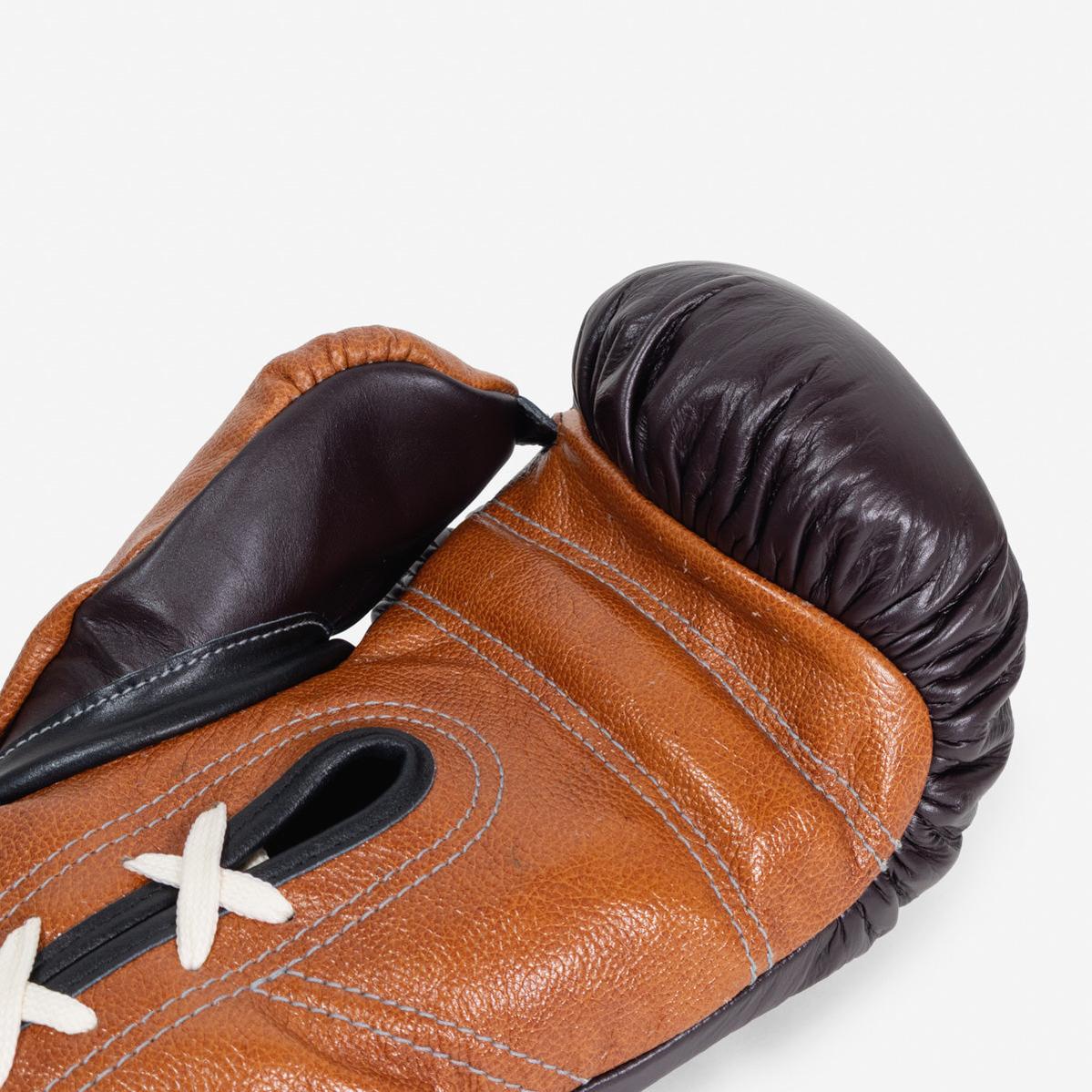 Guantes de boxeo Di Nardo con Cordones 16 Oz Borgoña-coñac  - Image 9