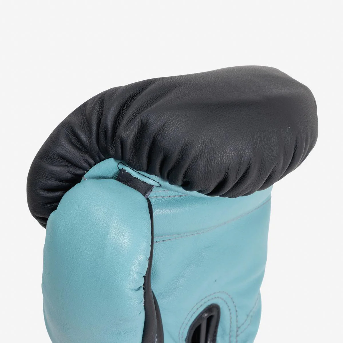 Guantes de boxeo Di Nardo con Velcro 14 Oz Negro-agua  - Image 7