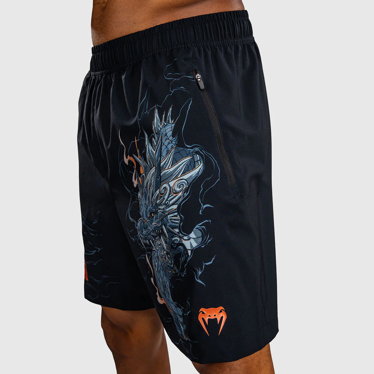 Pantalones cortos de entrenamiento Venum Thunder Dragon Negro  - Image 6
