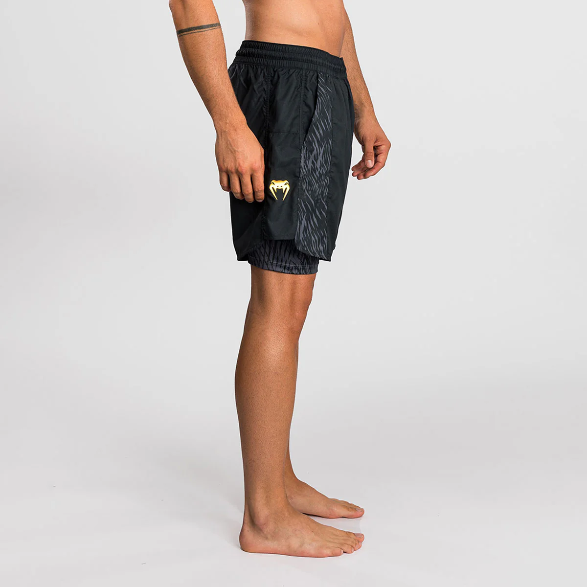 Pantalones cortos de entrenamiento Venum x Chimaev Wild Borz Negro  - Image 3