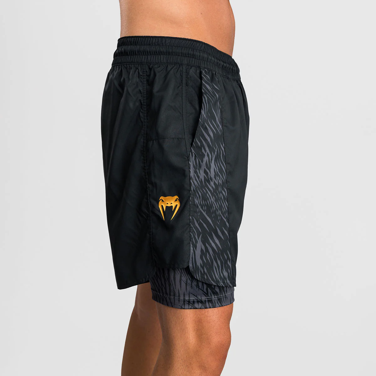 Pantalones cortos de entrenamiento Venum x Chimaev Wild Borz Negro  - Image 7
