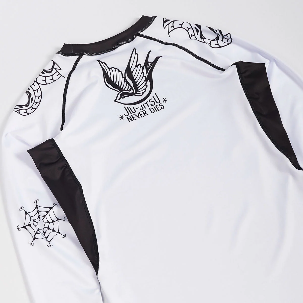 Rashguard Manto Miko mangas largas  - Image 2