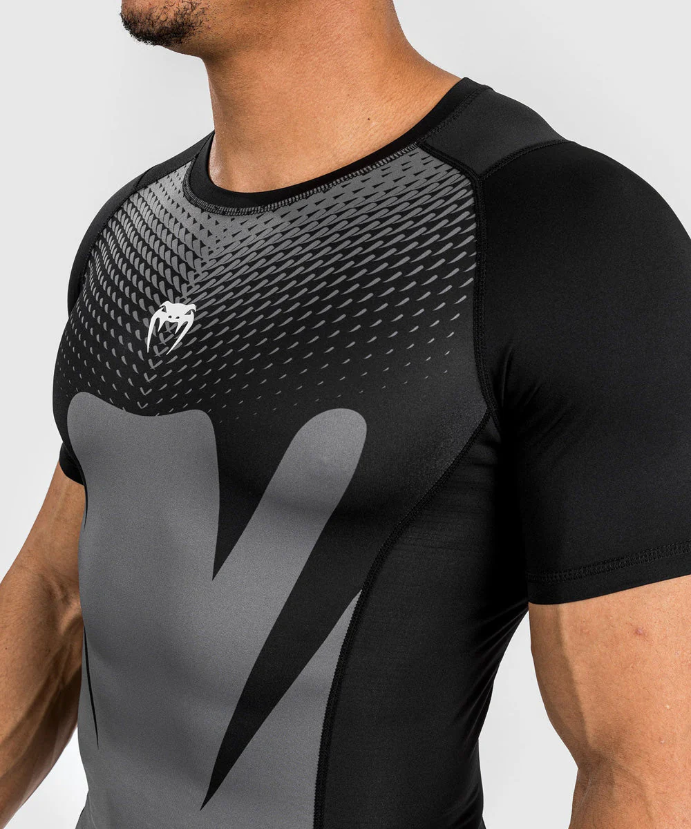 Rashguard Venum Attack mangas cortas  - Image 4